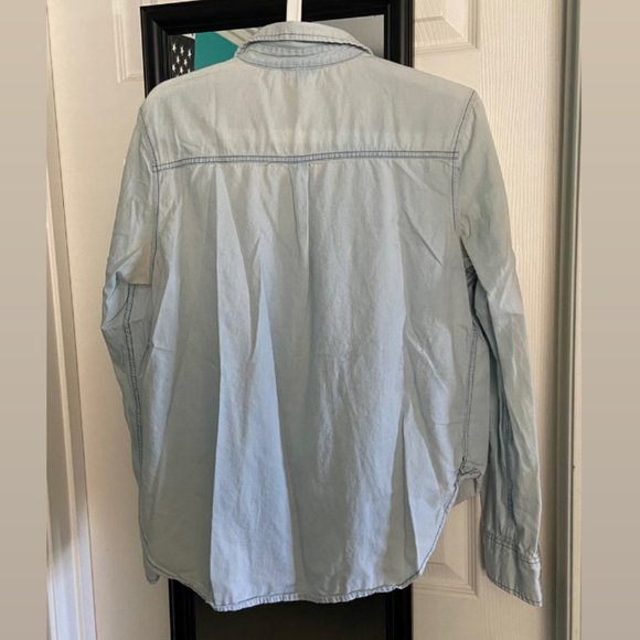 Aéropostale Light Wash Jean Button Down Long Sleeve ~ Size Large - Picture 3 of 6